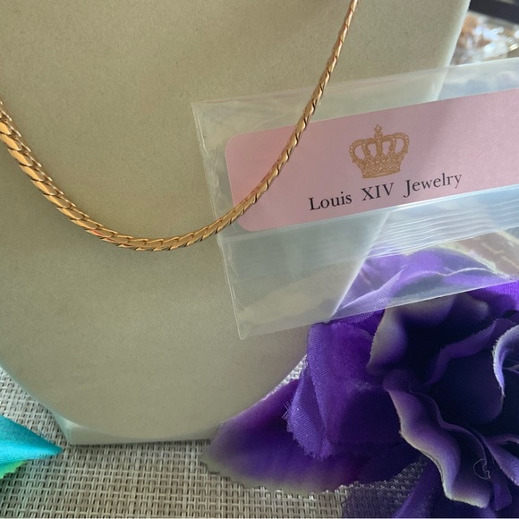 ♥️BRAND NEW♥️ 18k gold/silver chain necklace, brand new. Louis XIV jewelry. FIRM - Picture 5 of 5